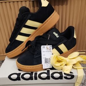 Adidas Grand Court Alpha 00s Black and Yellow Sneakers With Extra Laces 8W/6.5Y